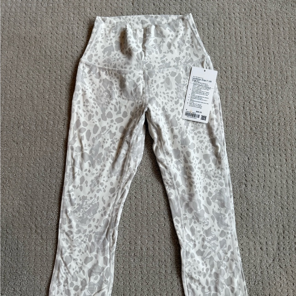 lululemon athletica White Patterned Leggings